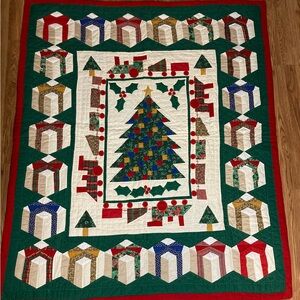 Vintage Holiday Quilt Christmas Quilt